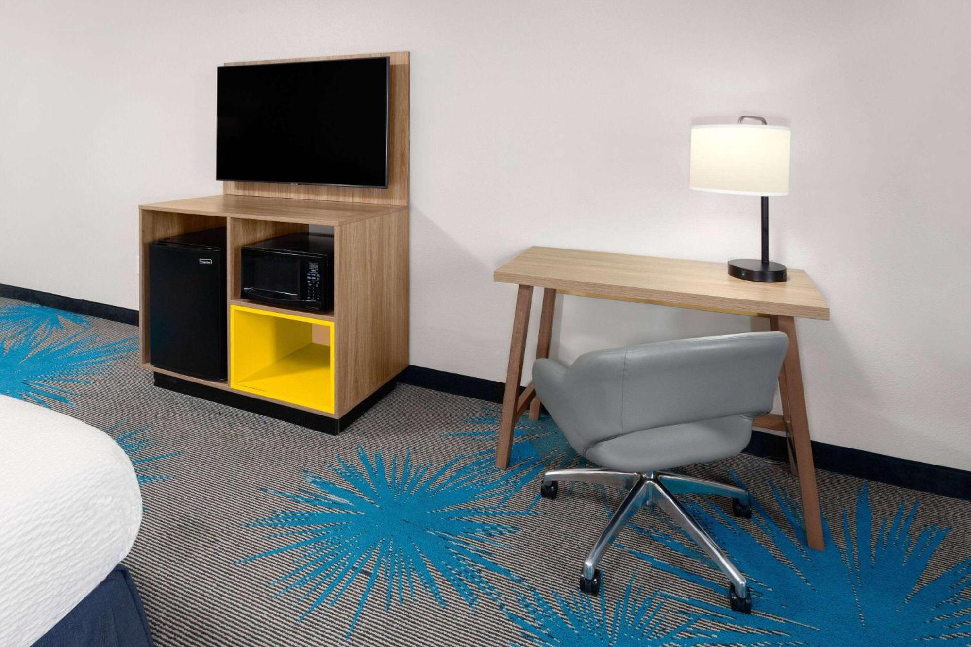 Days Inn & Suites By Wyndham Of Morris Extérieur photo