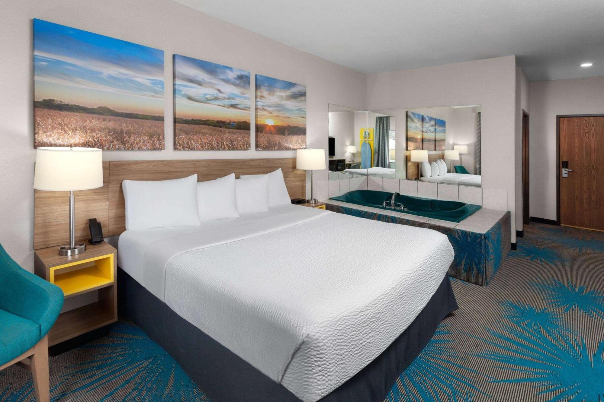Days Inn & Suites By Wyndham Of Morris Extérieur photo