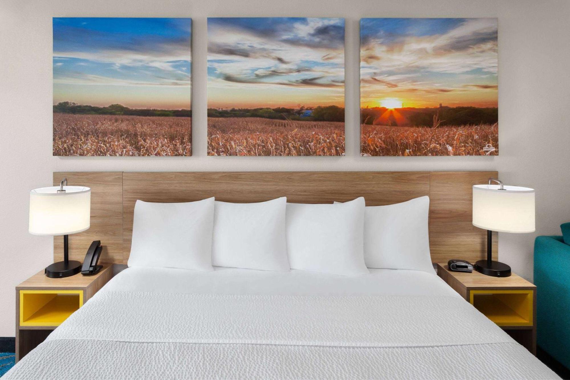 Days Inn & Suites By Wyndham Of Morris Extérieur photo