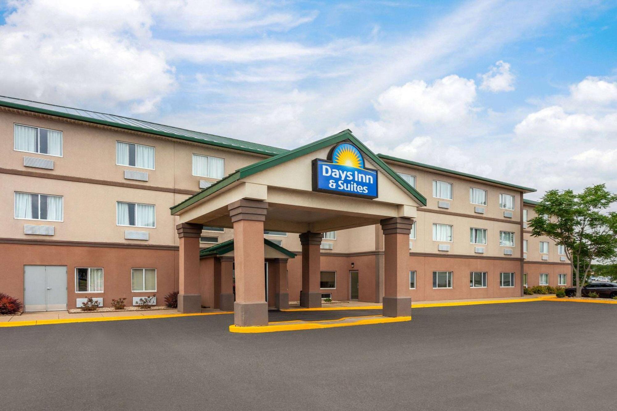 Days Inn & Suites By Wyndham Of Morris Extérieur photo