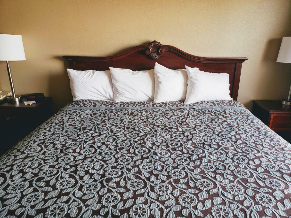 Days Inn & Suites By Wyndham Of Morris Extérieur photo